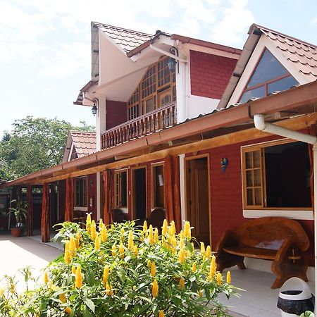 Hosteria Don Elias Пуйо Экстерьер фото