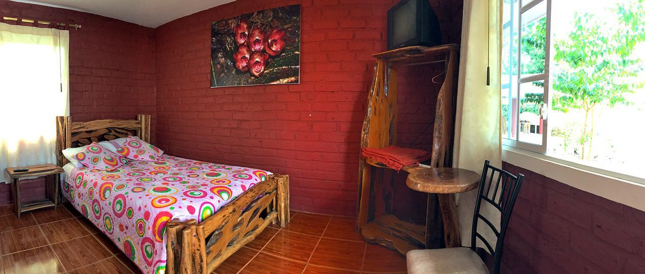 Hosteria Don Elias Пуйо Экстерьер фото